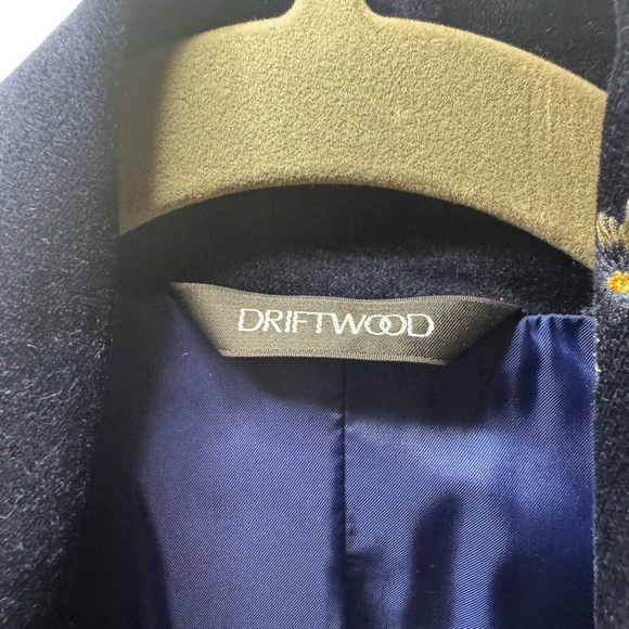 DRIFTWOOD velvet embroidered blazer in navy - Picture 5 of 9